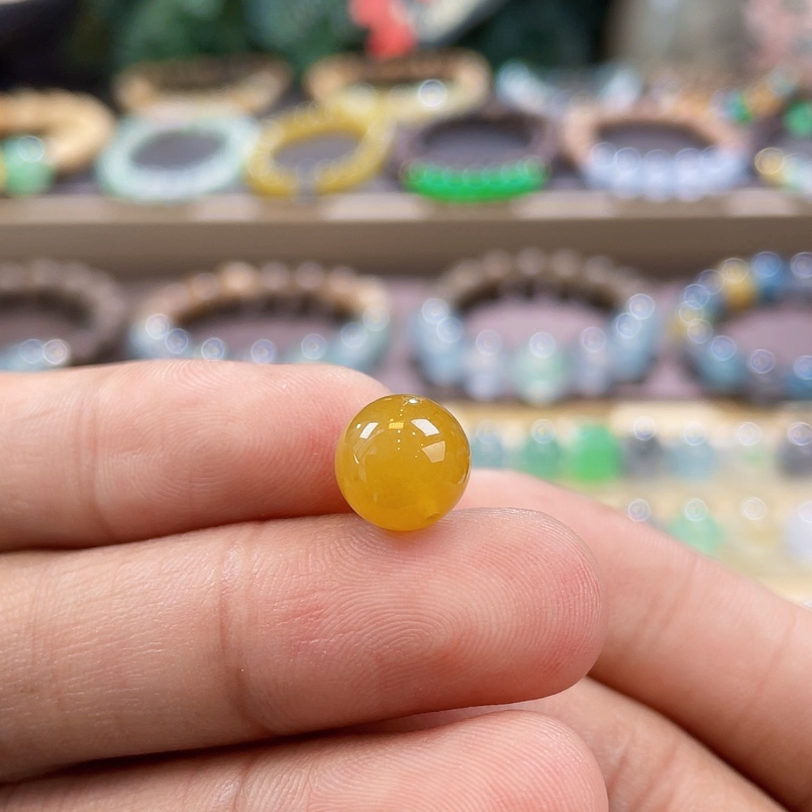 【闪购商品】翡翠未镶嵌颈饰鸡油黄