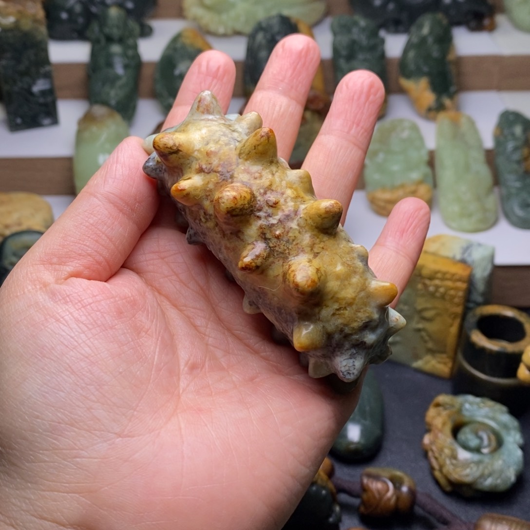 岫岩河磨玉（透闪石质玉）手把未镶嵌拒****o