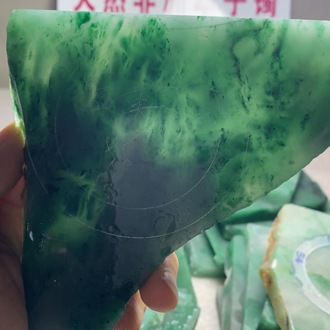 定制石英质玉（非洲翠）钱****来天然非州翠手镯