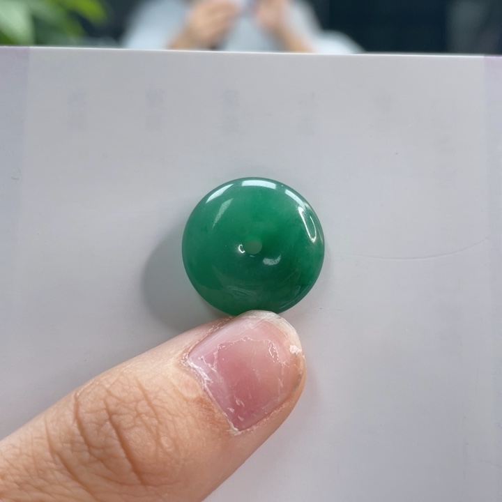 石英质玉颈饰未镶嵌