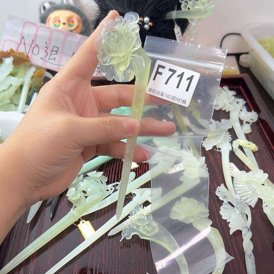 合金蛇纹石玉发饰小***啊