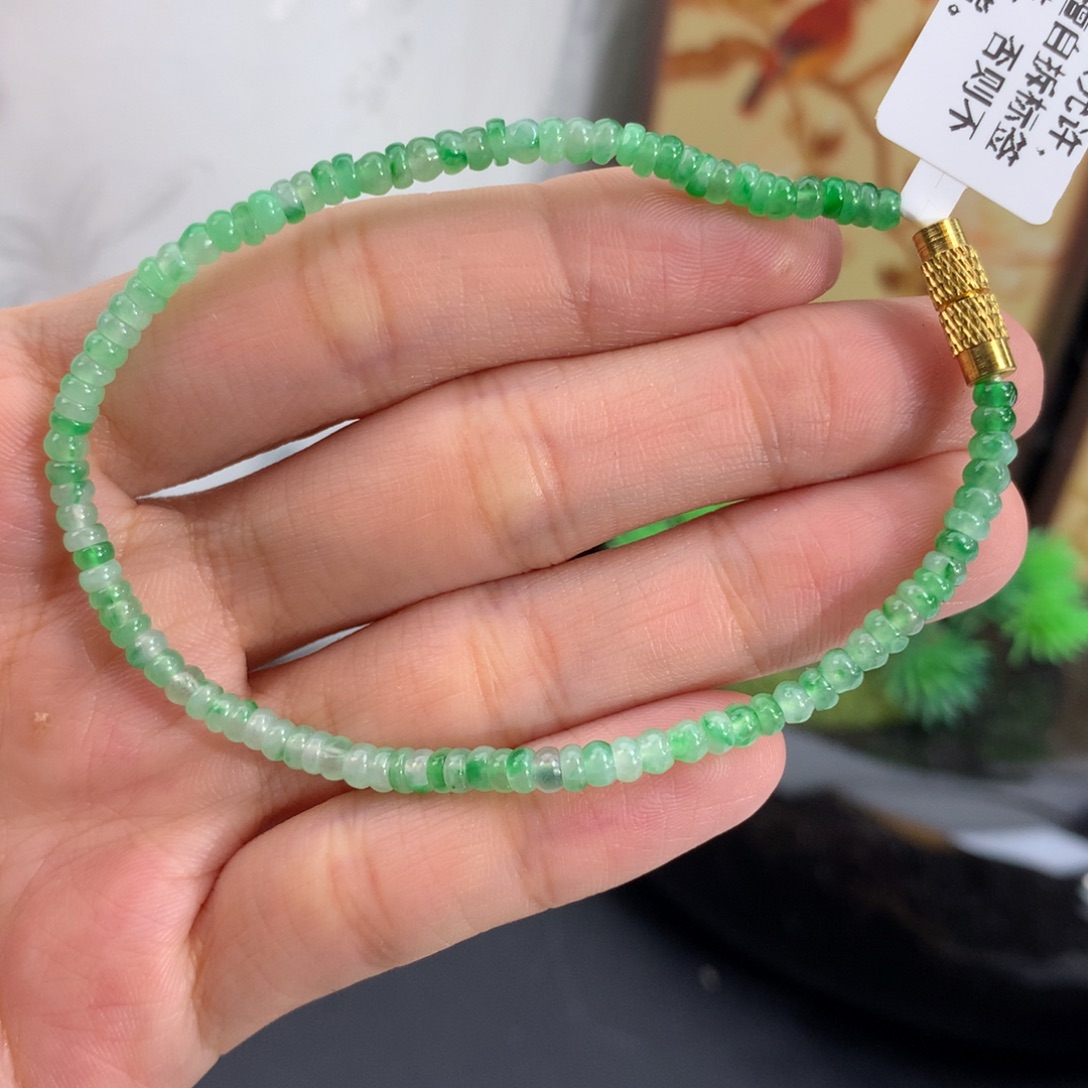 翡翠未镶嵌手串卡3.3胶润飘绿花算盘手串