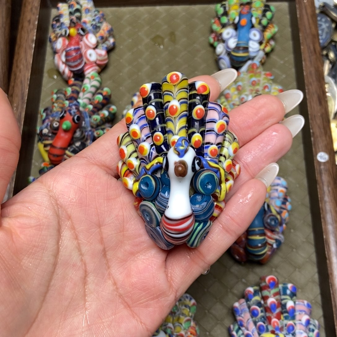 玻璃颈饰新款孔雀