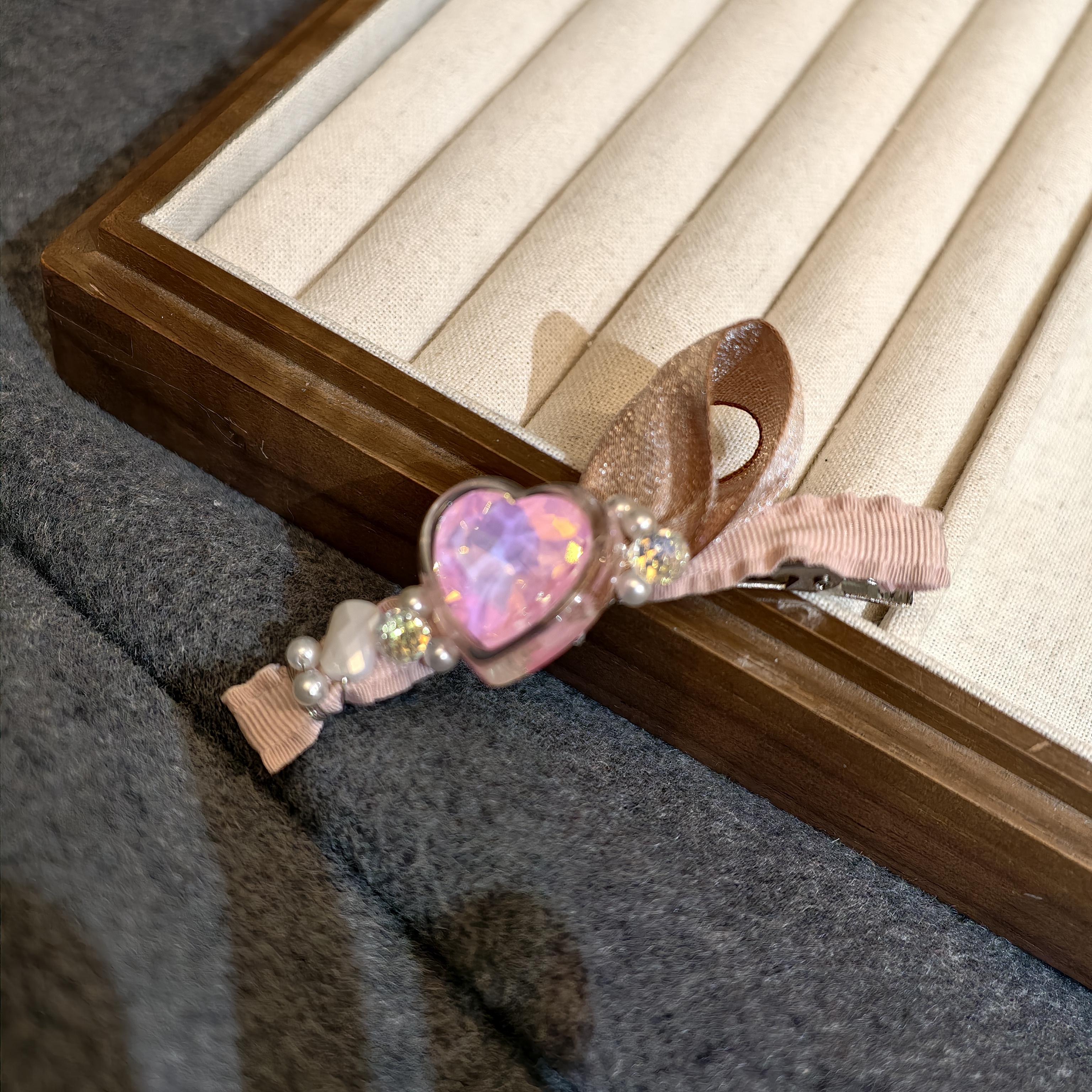 1606粉色甜美发夹（手工微瑕介意勿拍）
