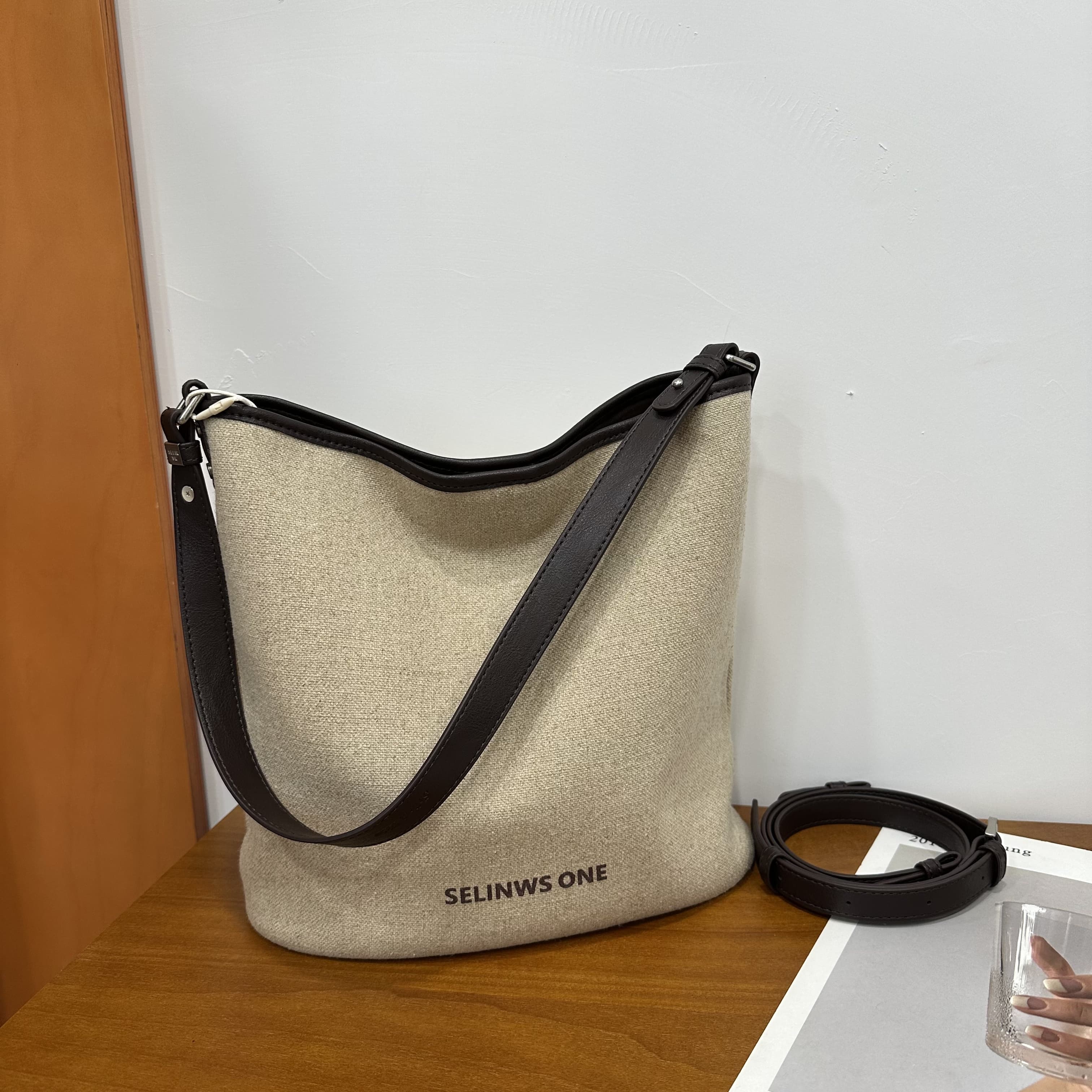 (亚麻系列H)SELINWS新款时尚轻奢亚麻包单肩斜挎水桶包25192