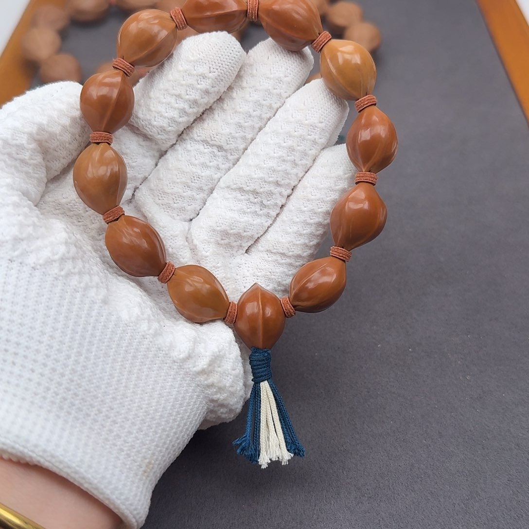 16*22小尺寸抛光款梅林铁核手串