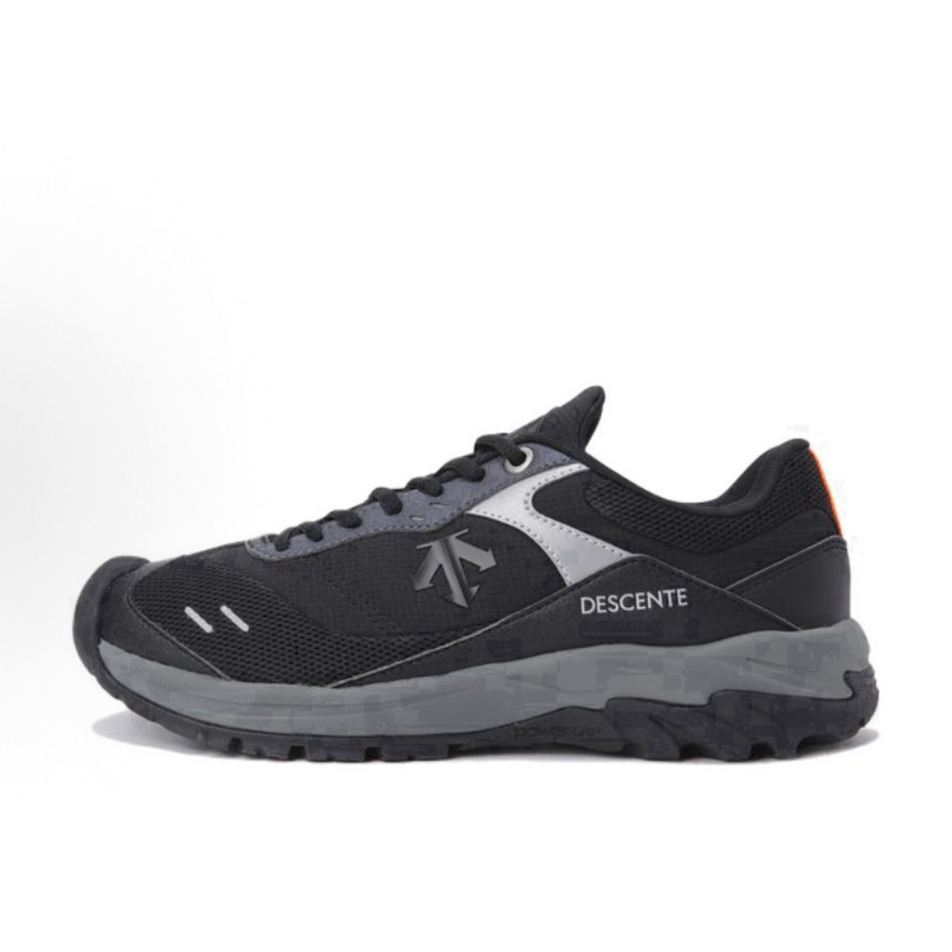 DESCENTE/迪桑特防滑LCR31透气轻便低帮跑步鞋适合生活休闲
