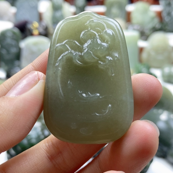 和田玉颈饰未镶嵌