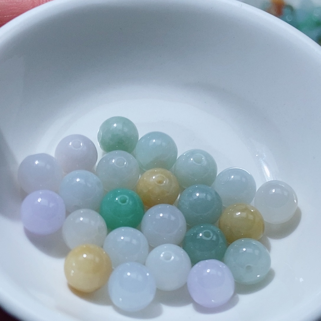 翡翠散珠零**分天然翡翠