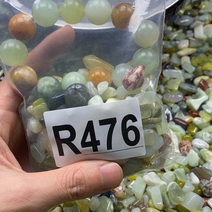 蛇纹石玉未镶嵌鱼缸石