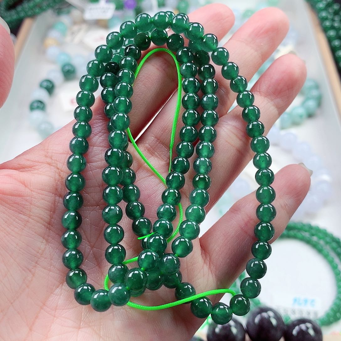 翡翠未镶嵌毛衣链