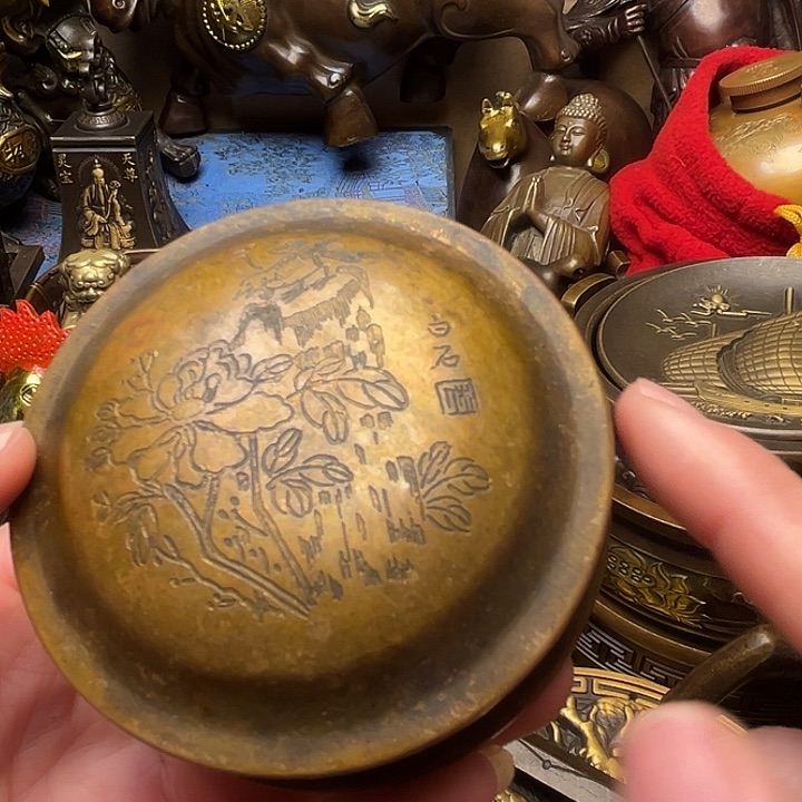 精美铜器批发档口