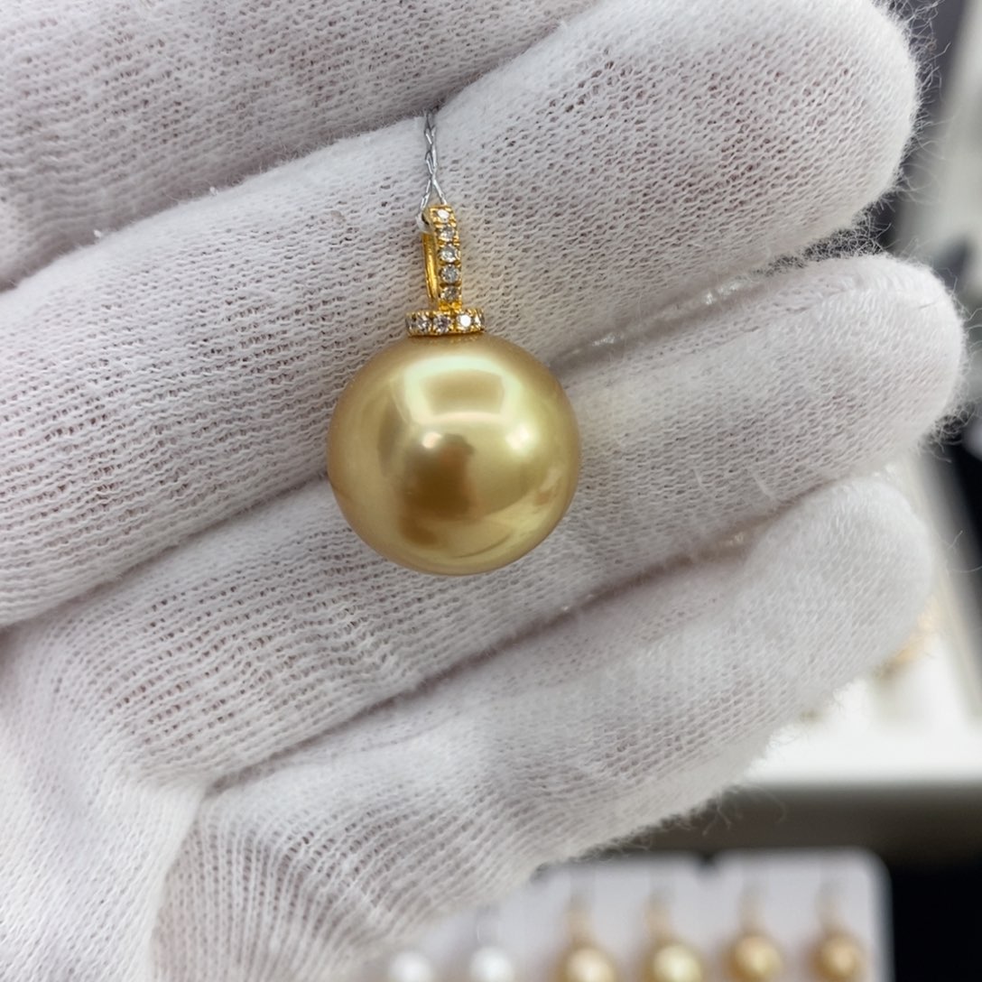 海水珍珠颈饰18K金镶嵌15-16m m