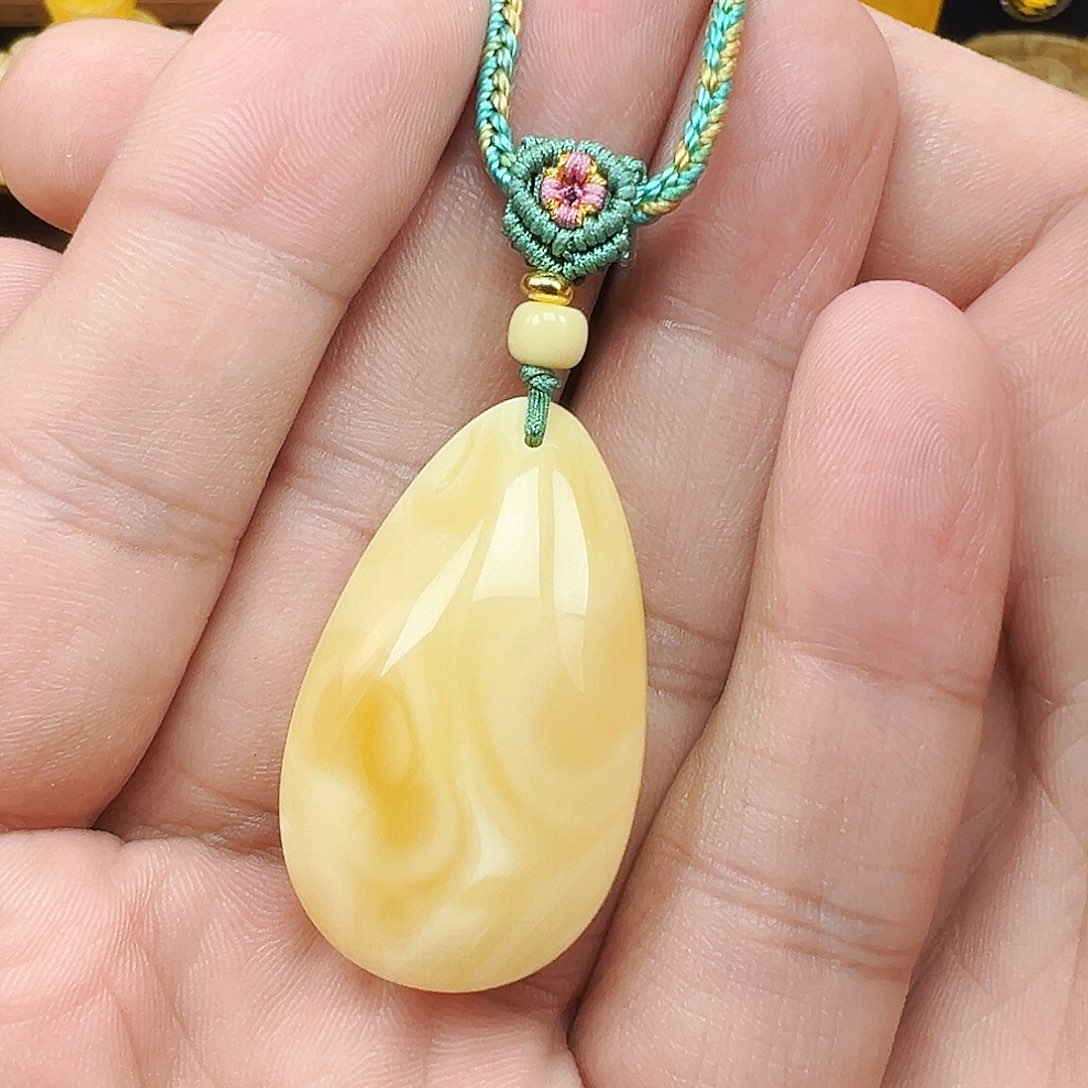 蜜蜡未镶嵌珠宝奇石水滴