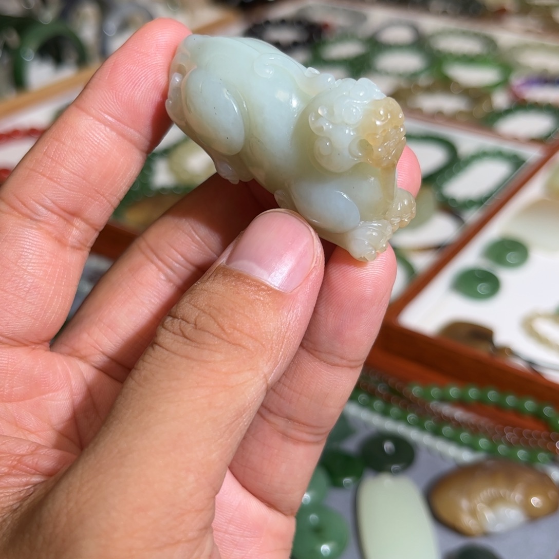 和田玉未镶嵌吊坠(不含链)