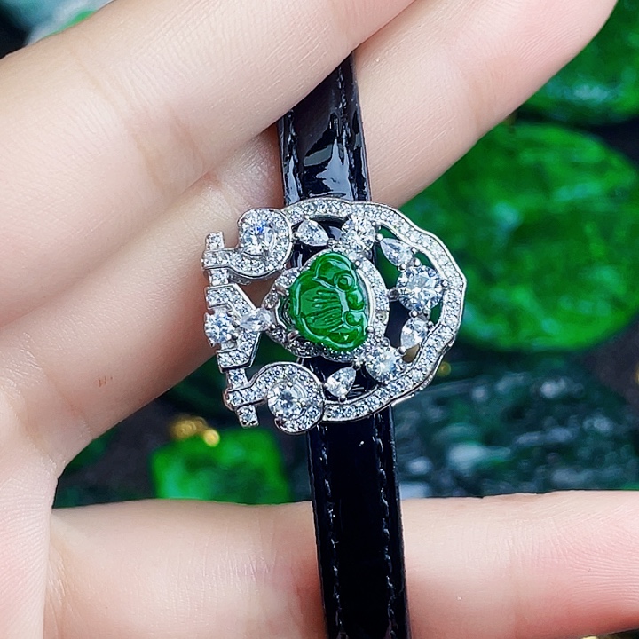 翡翠银S925镶嵌颈饰多样性