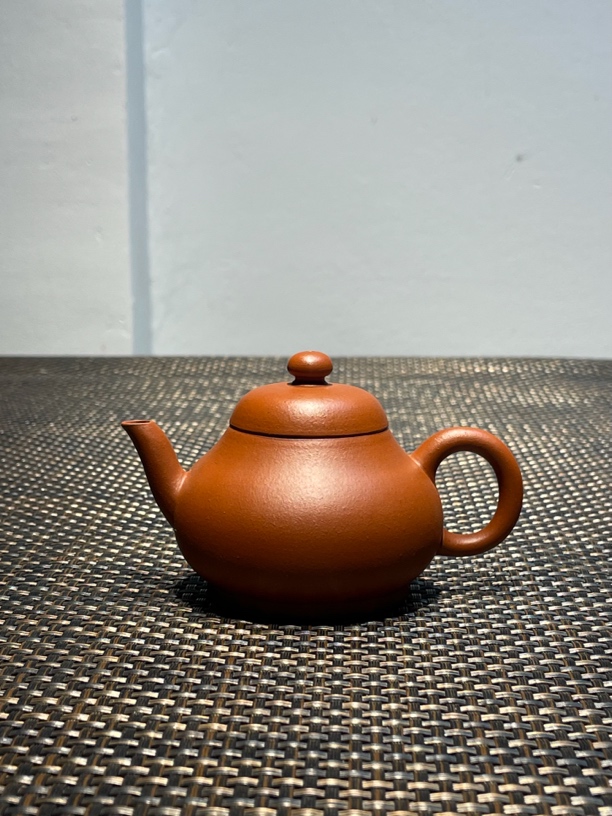 梨形壶壶全手工，原矿朱泥，110毫升，明清古法制作。