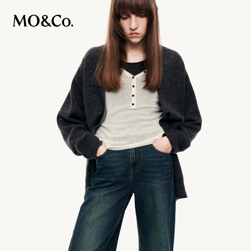 【陈嘉尔专属】MOCO针织外套2025秋V领烫钻宽松落肩开衫MBE3CART16