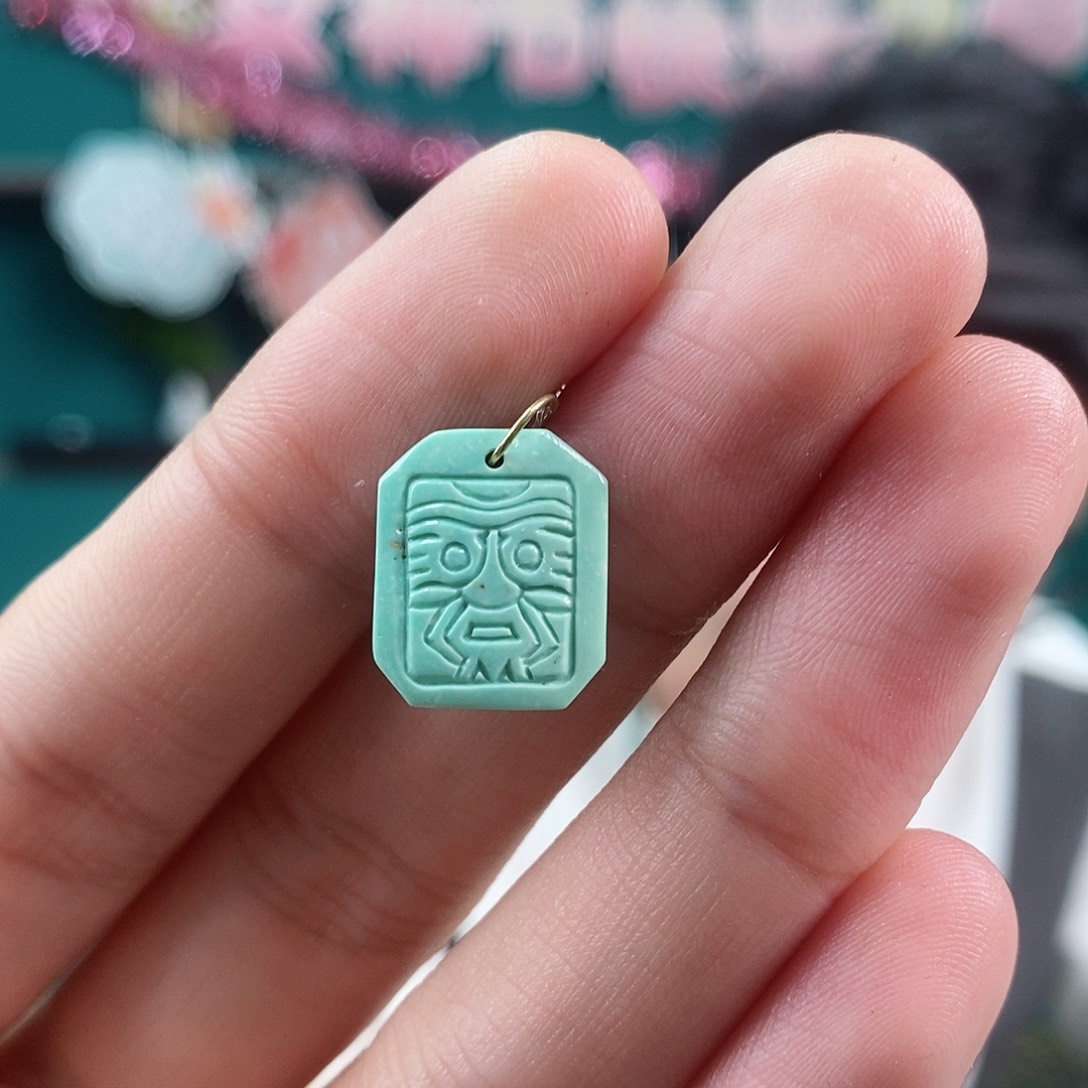 绿松石珠宝奇石18K金镶嵌