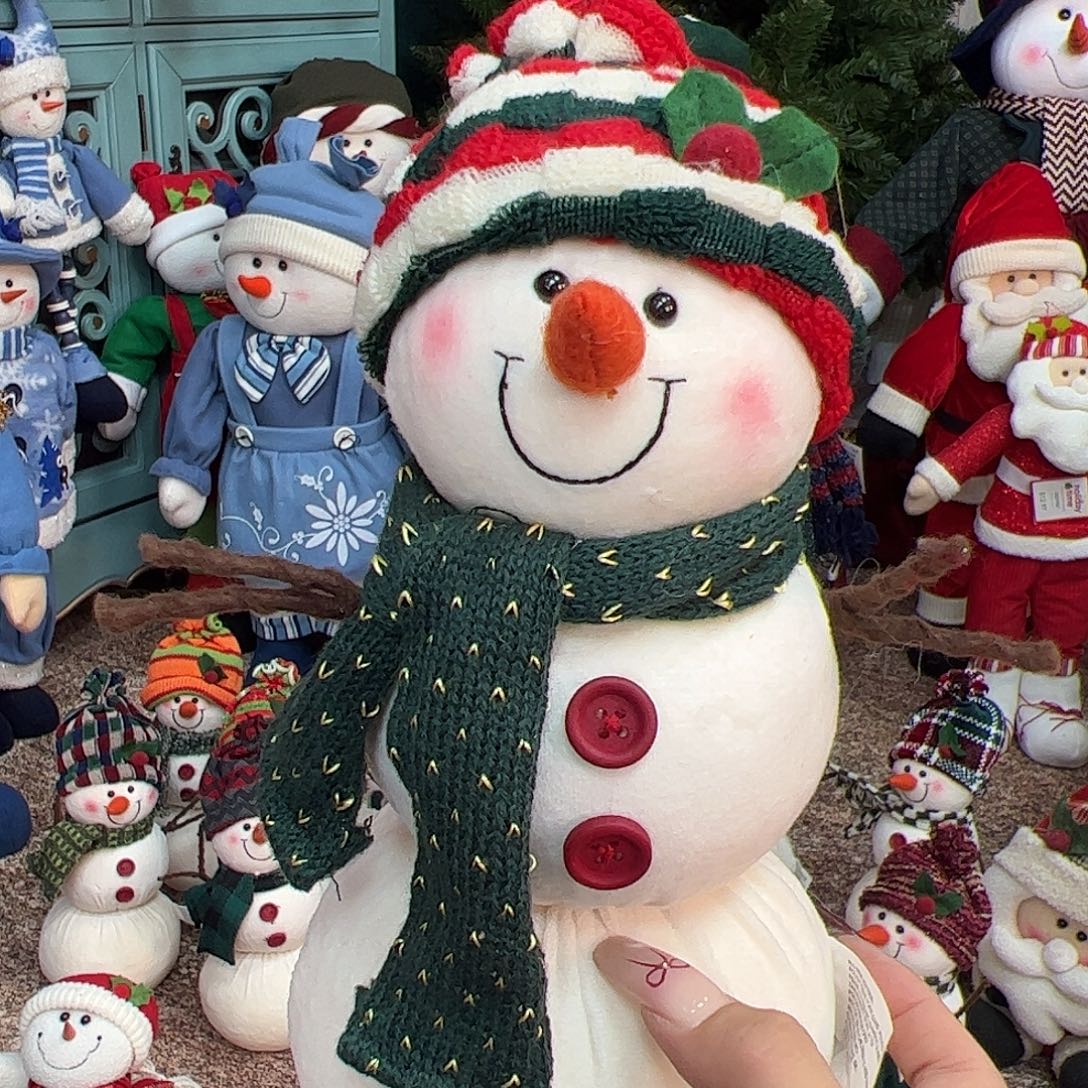 毛绒圣诞礼物送给朋友