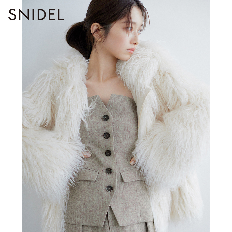 【嘉尔专属】SNIDEL气质纯色皮毛绒连帽短外套SWFC235159