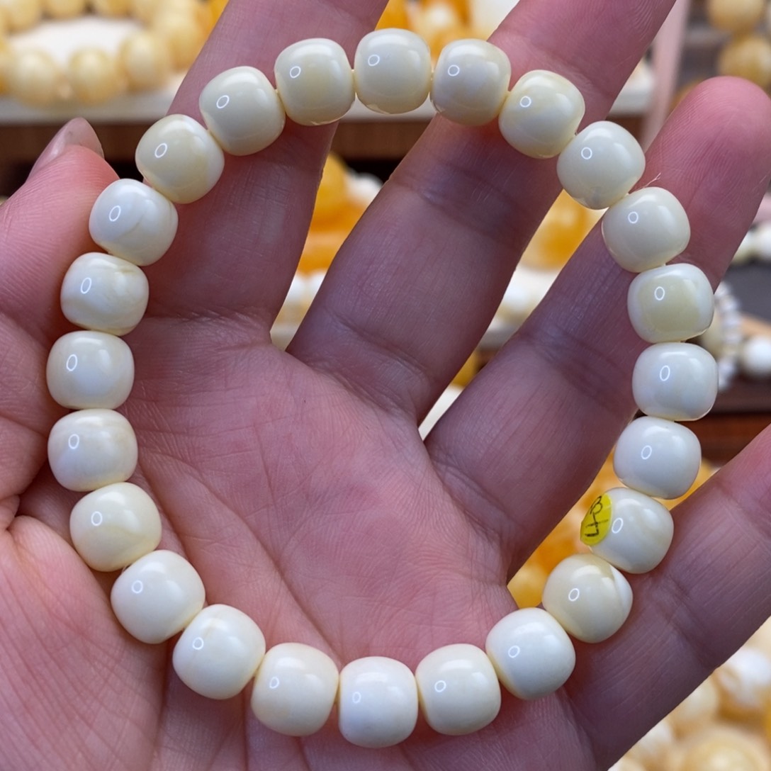 【闪购商品】未镶嵌蜜蜡裸石9➕