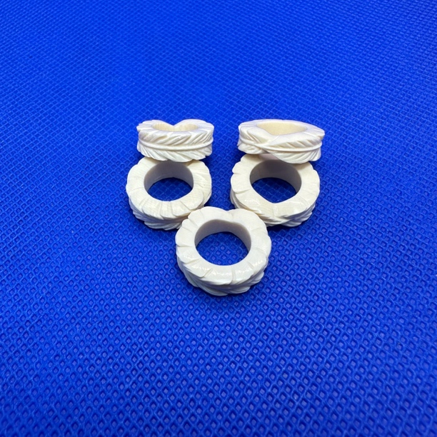 SX0349天然猛犸牙羽毛跑环