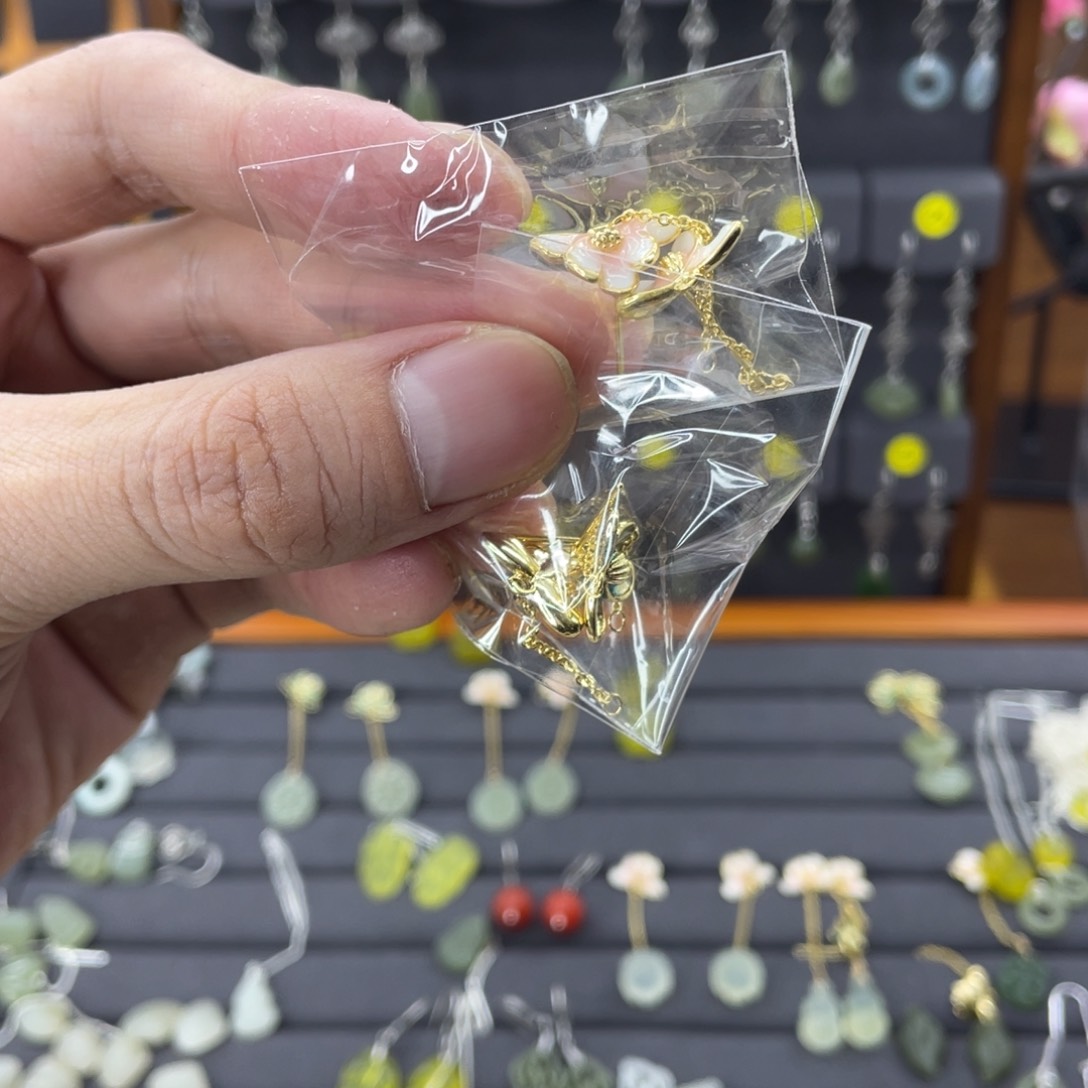 蛇纹石玉耳饰银S925镶嵌跑****外