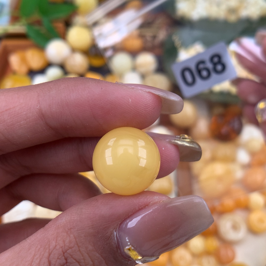 琥珀珠宝奇石未镶嵌14.6