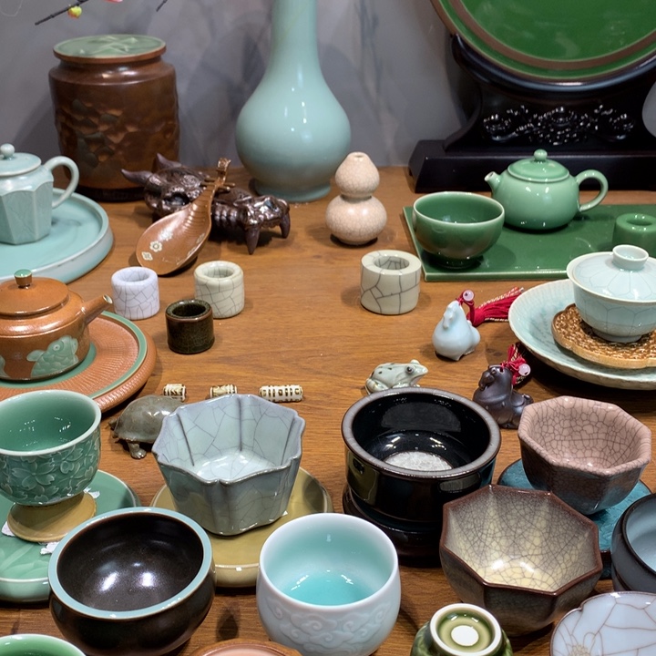 来***奶龙泉青瓷龙泉青瓷