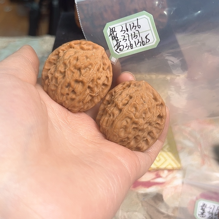 文玩核桃把件非嫁接北京