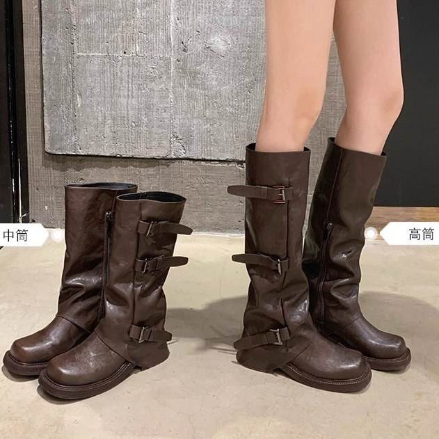 【葡萄妈同款】增高6cm~时髦皮带扣方圆头褶皱中高筒真皮骑士靴女秋