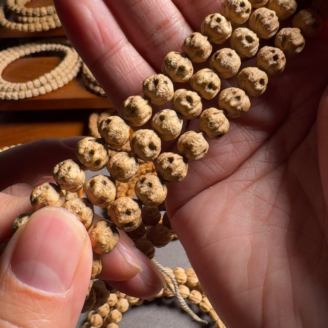 柏香籽/百香籽手串9毫米