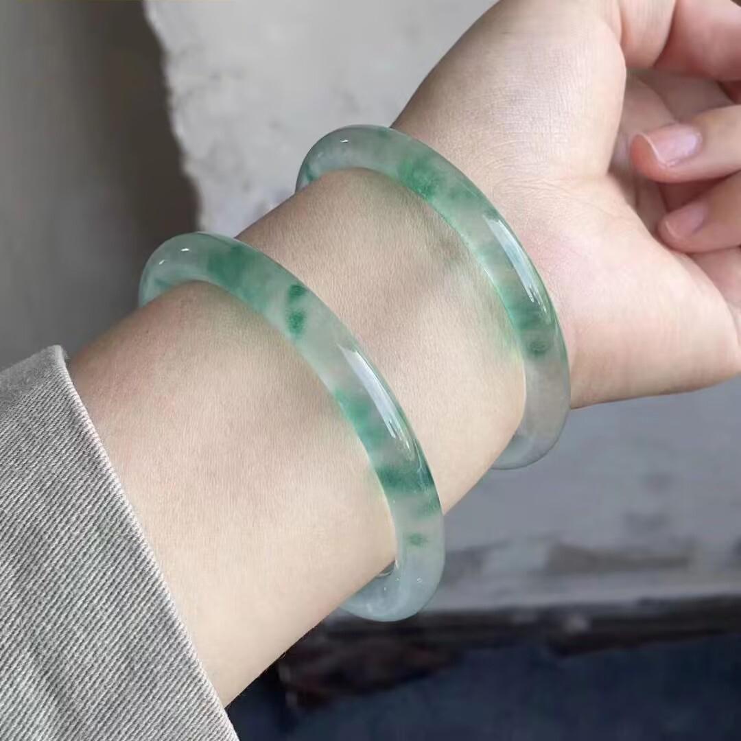 小帅的珠宝仓-/精美飘花美人条手镯多样性发一