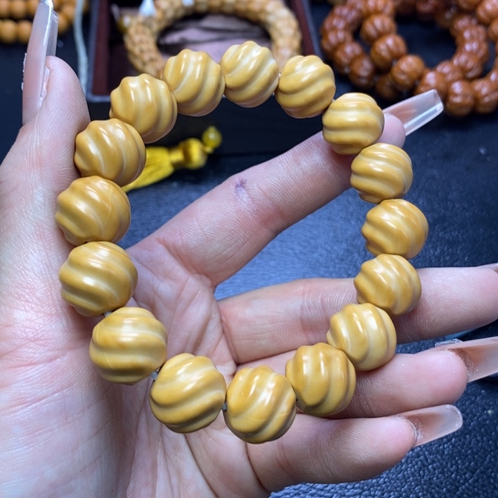 猴头核桃手串猴头