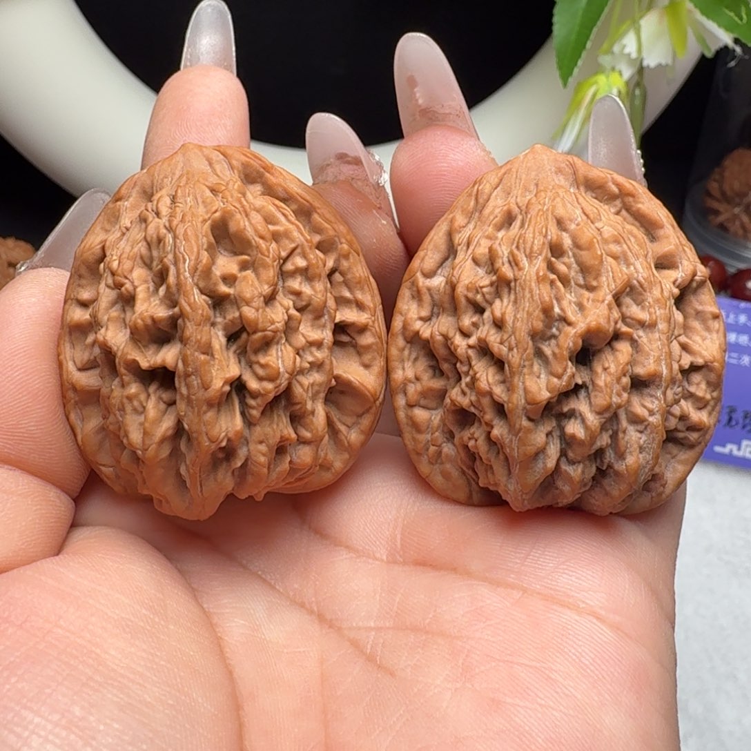 文玩核桃把件麦虎40