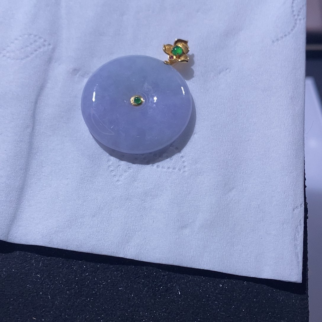 翡翠吊坠(不含链)18K金镶嵌