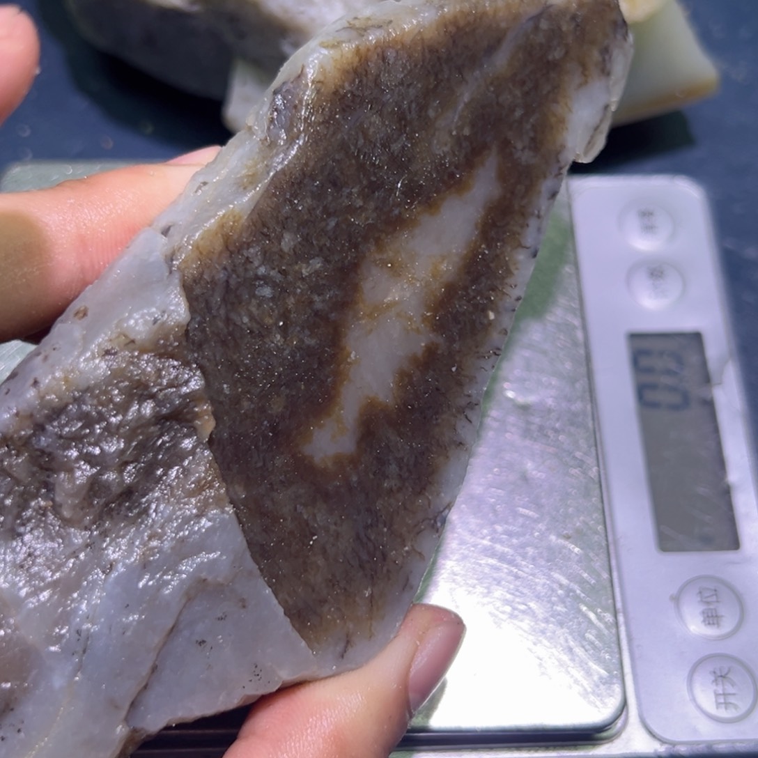 和田玉（糖玉）未镶嵌珠宝半成品