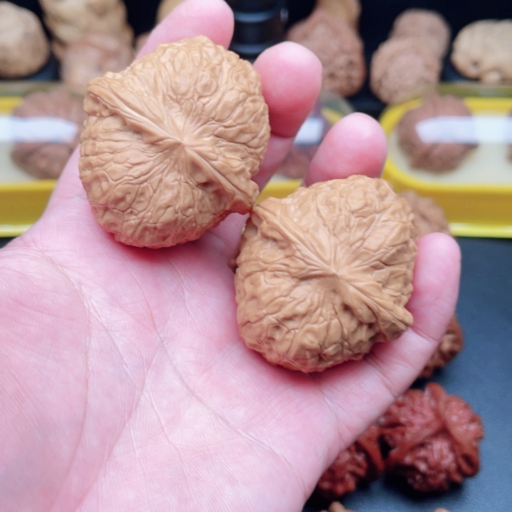 文玩核桃把件南瓜墩狮子头44×48×31