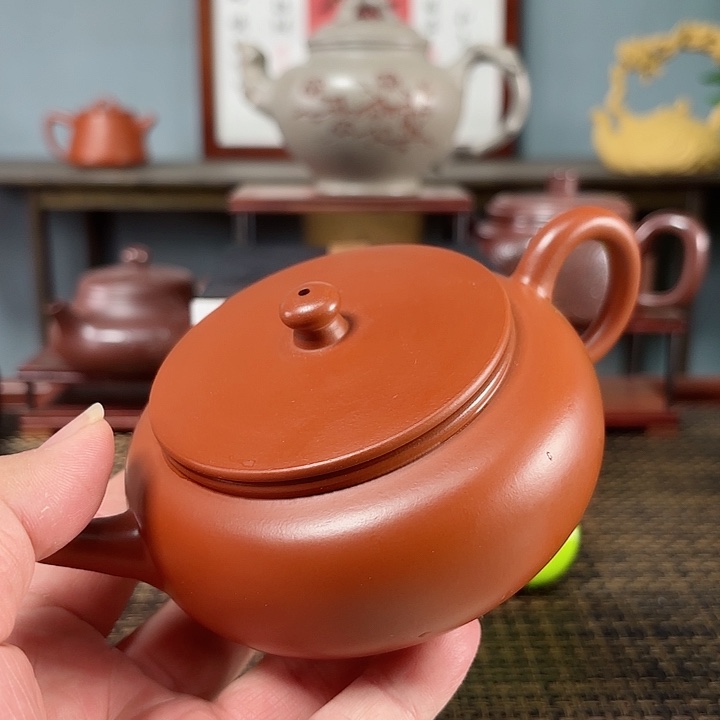 偶****》宜兴原矿手工紫砂壶