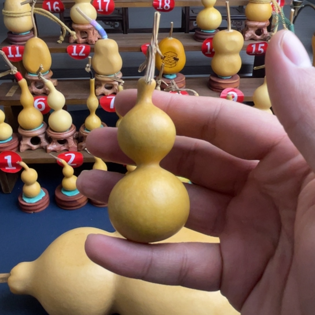 ღ****大叶紫檀（黑酸枝木类）