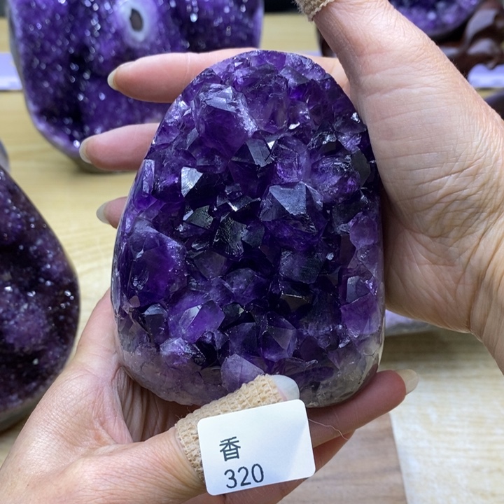 水晶大型摆件（非配饰）未镶嵌