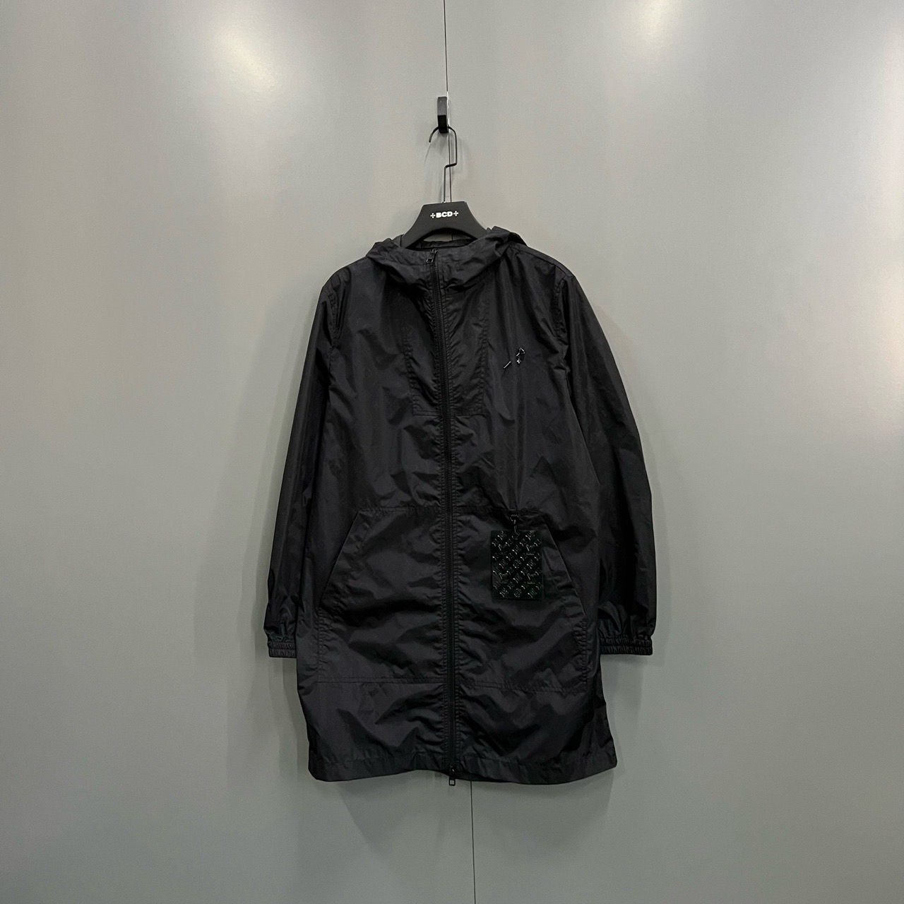 99新 LouisVuitton/路易威登 j31 暗纹满印老花别针连46码 208258