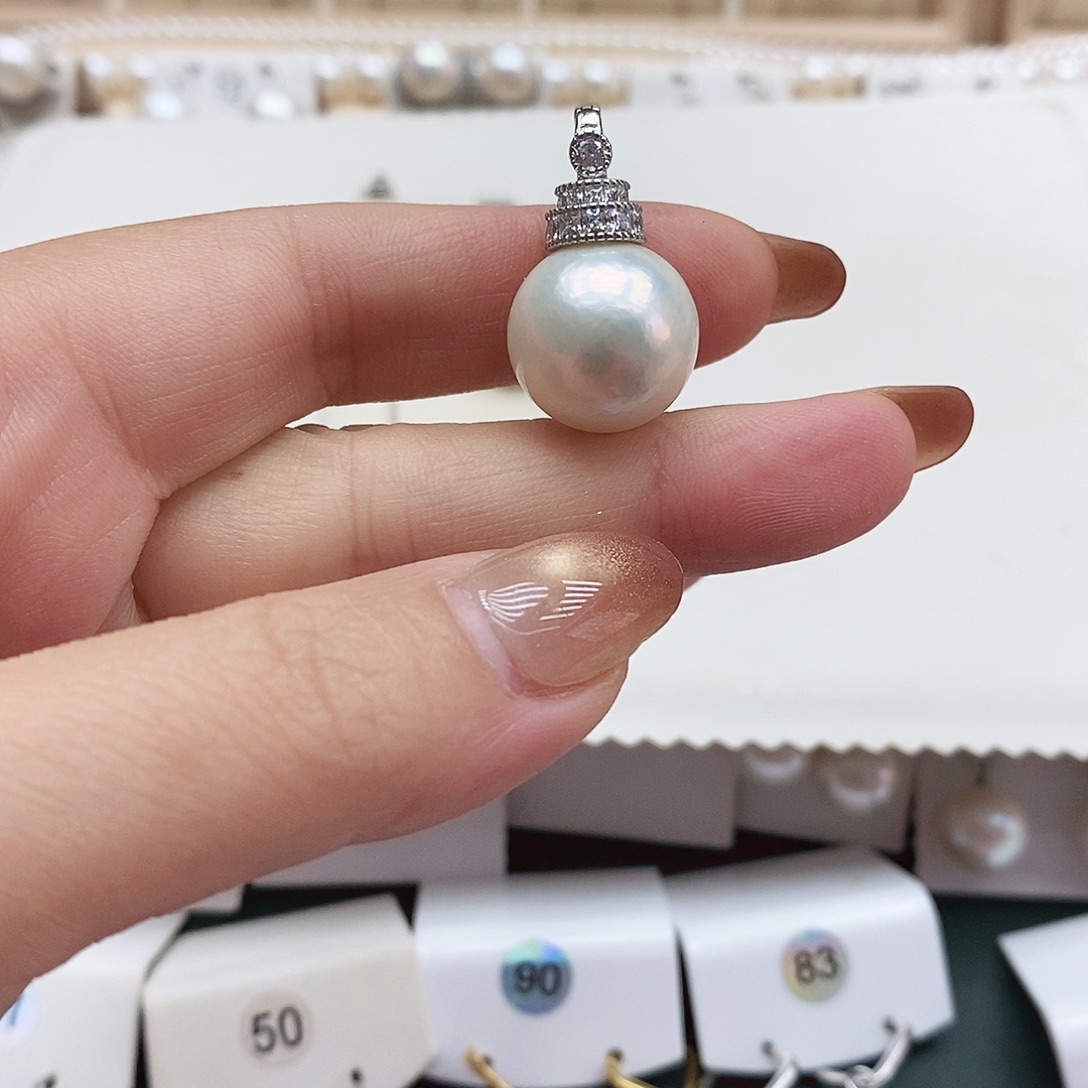 我***，淡水珍珠颈饰银S925镶嵌