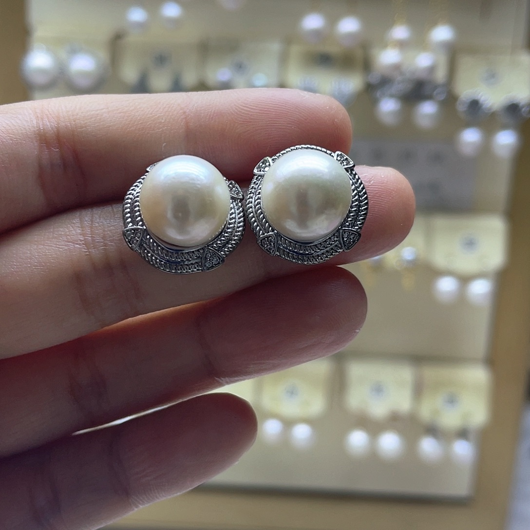 银S925镶嵌淡水珍珠耳饰