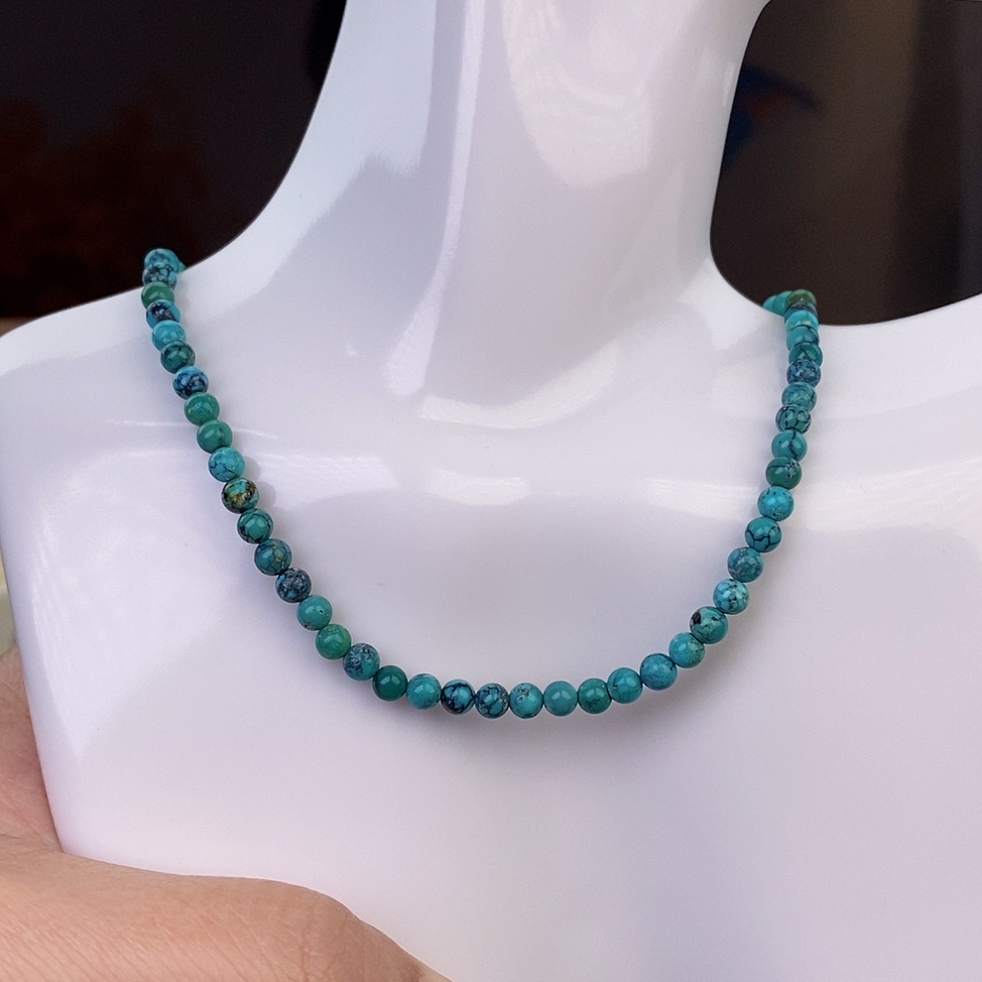 绿松石颈饰未镶嵌