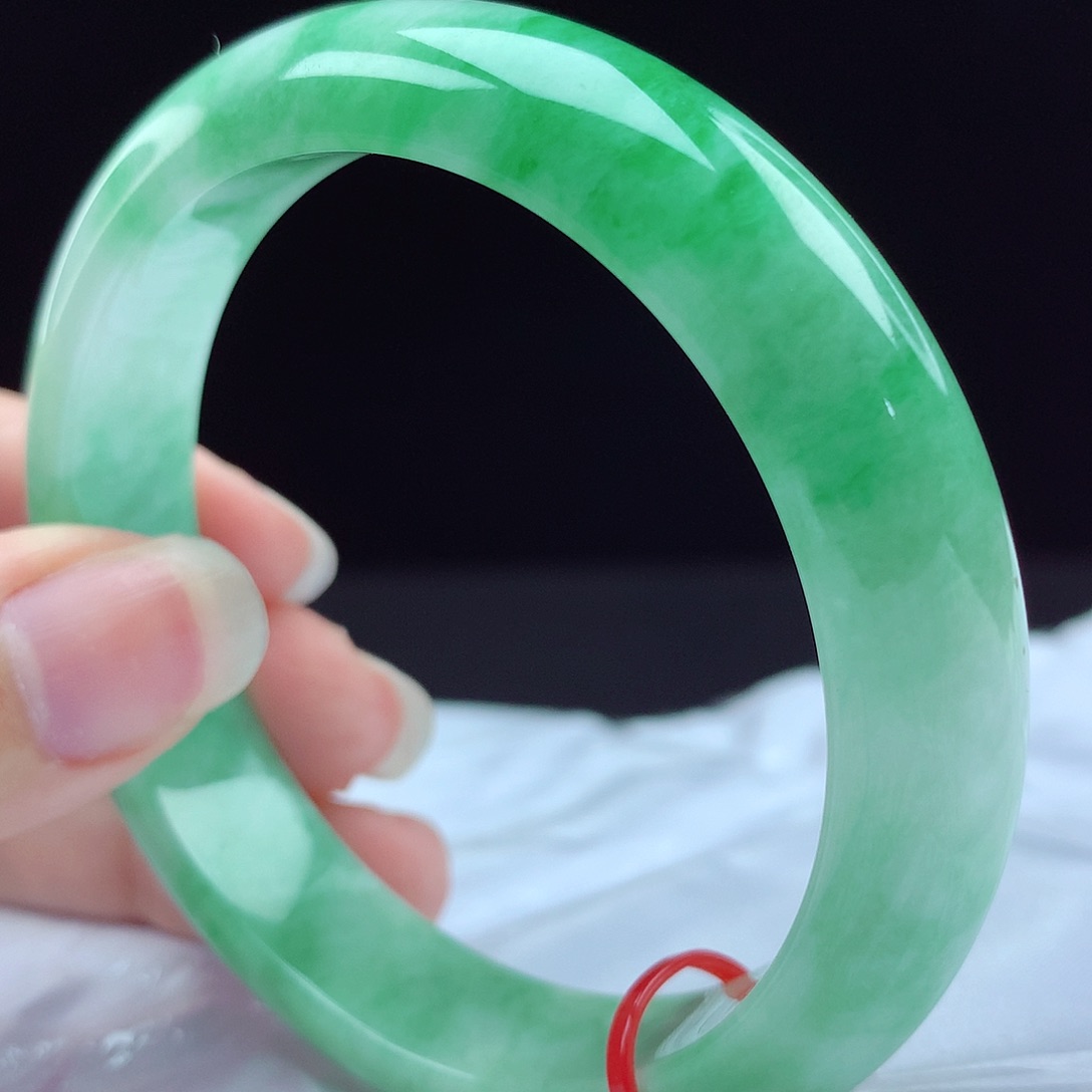 未镶嵌手镯翡翠89080，