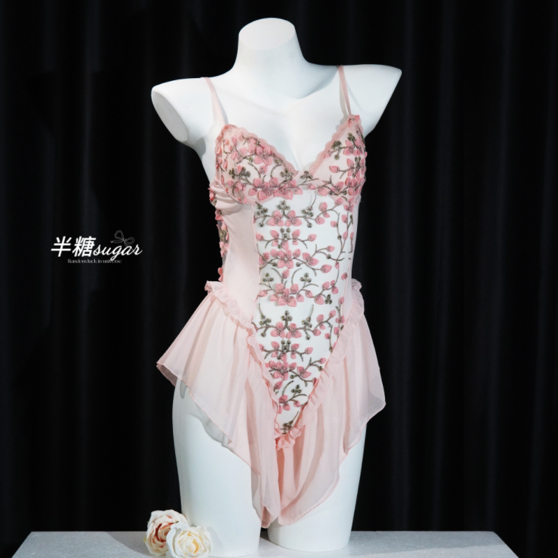 【花仙子】粉色纯欲风睡裙可爱小胸显瘦甜美性感睡裙 季7142