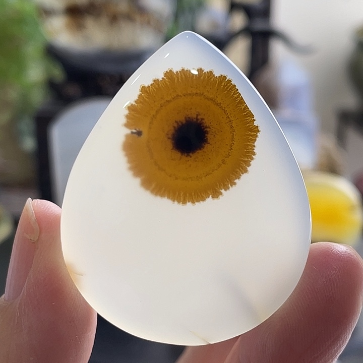 玛瑙/玉髓未镶嵌珠宝半成品