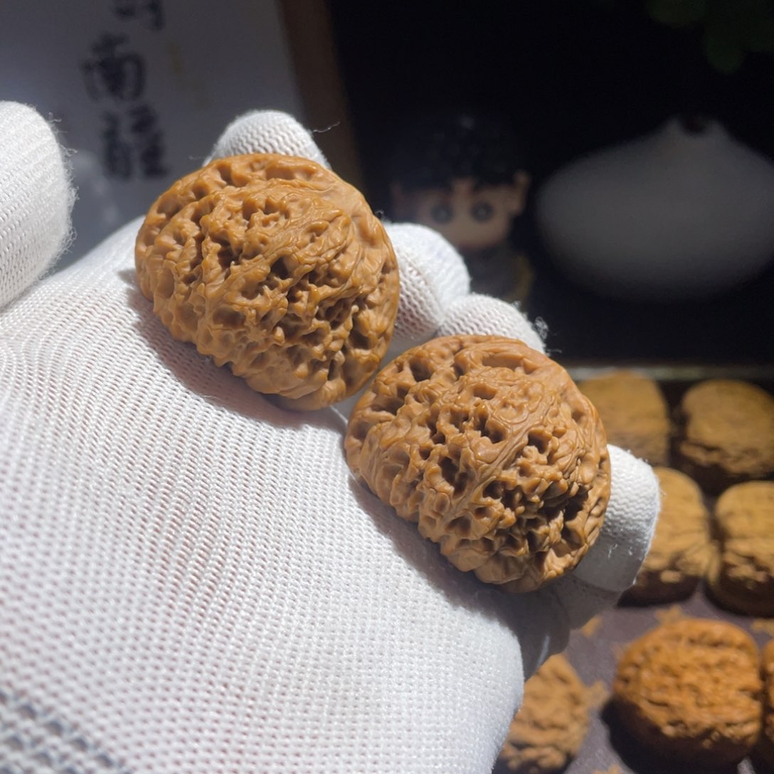 文玩核桃吊坠40矮壮馒头